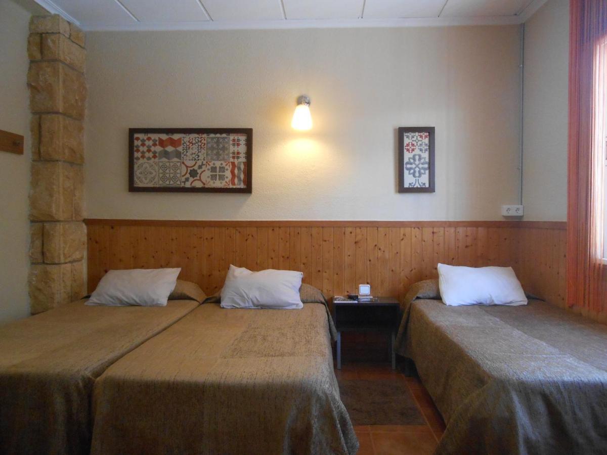 Hostal El Callejón Tarragona Exterior foto