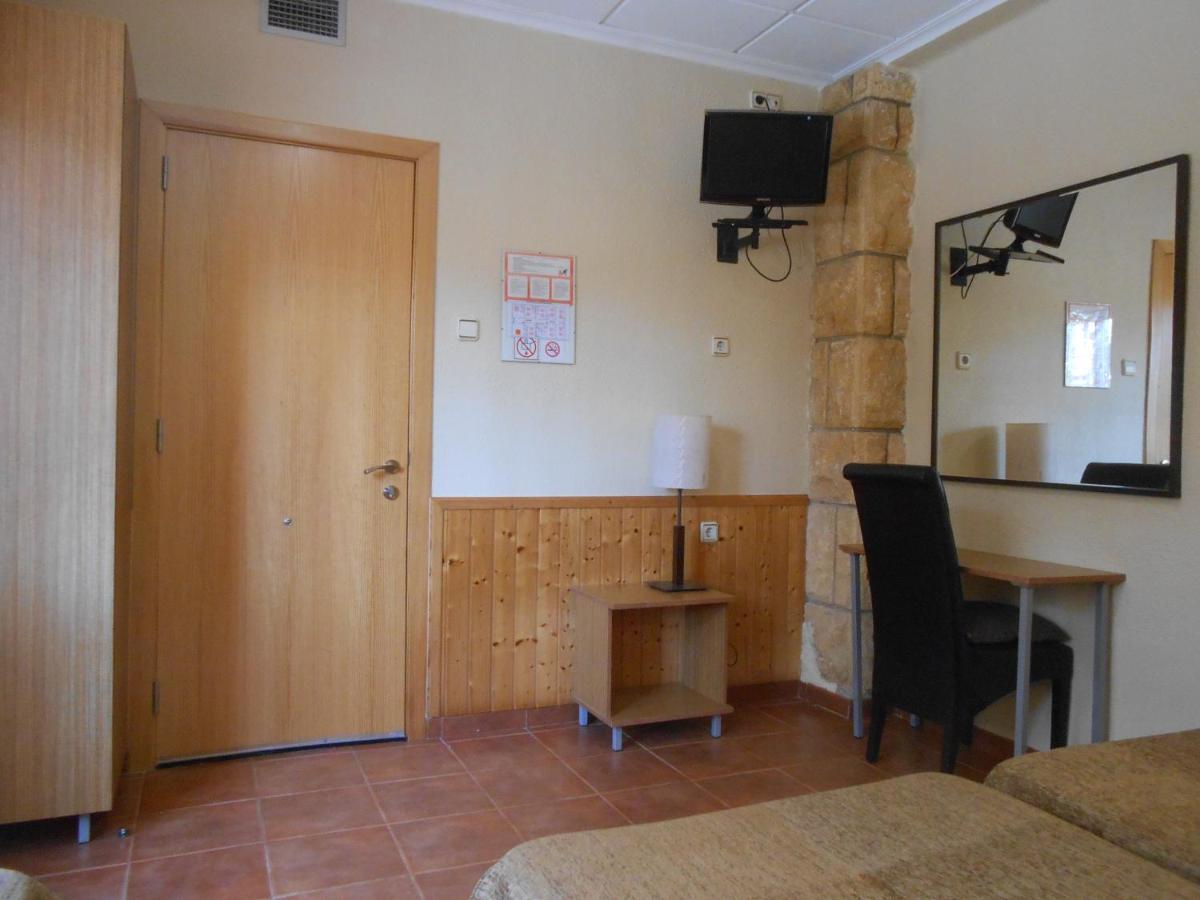 Hostal El Callejón Tarragona Exterior foto